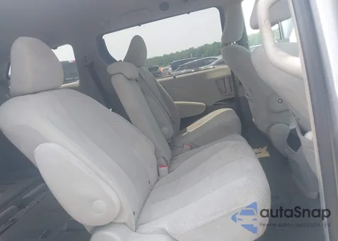 2011 Toyota Sienna Le V6 из США, поврежденный, VIN 5TDKK3DC4BS013309